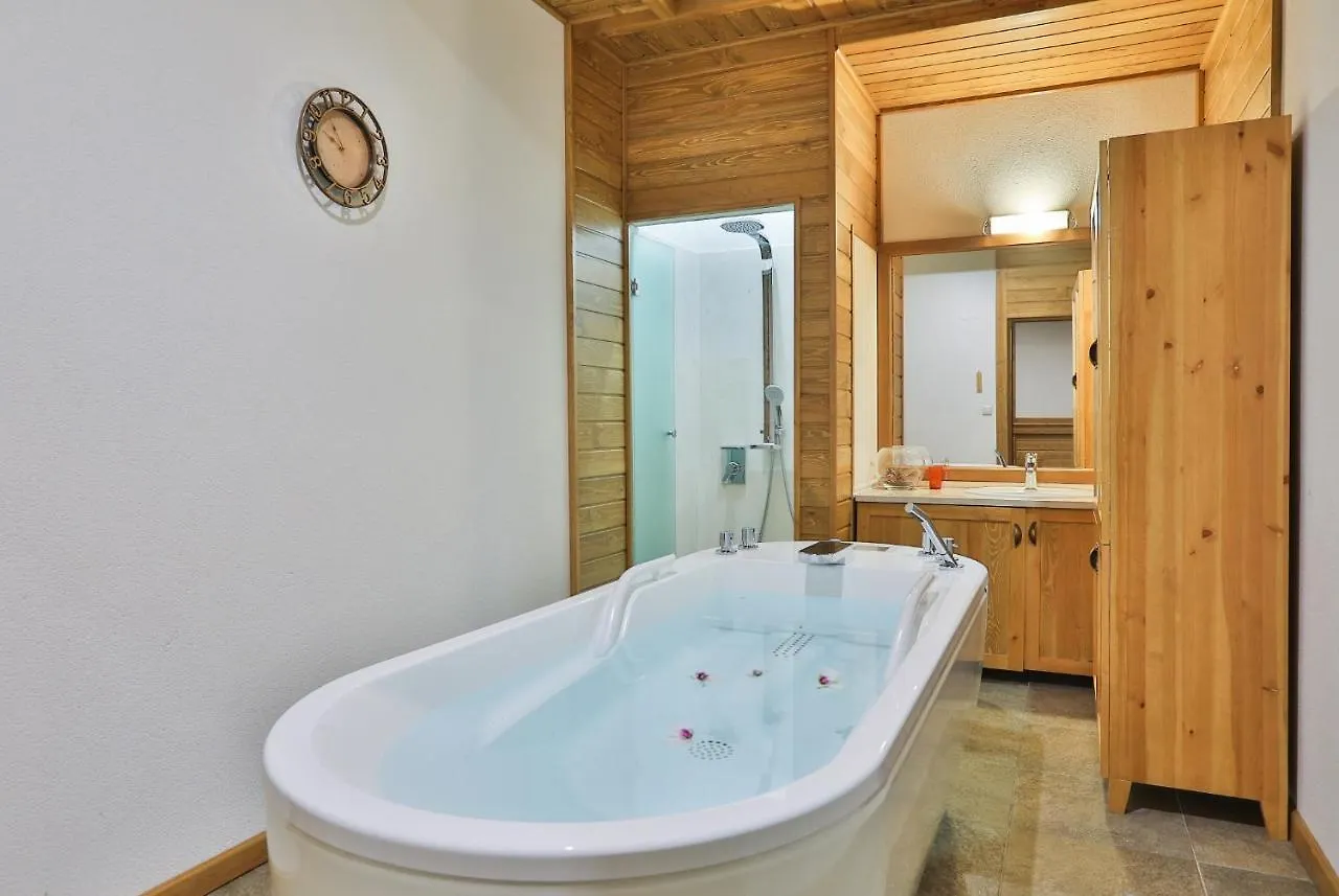 Pirin Golf & Country Club Apartment Complex Bansko